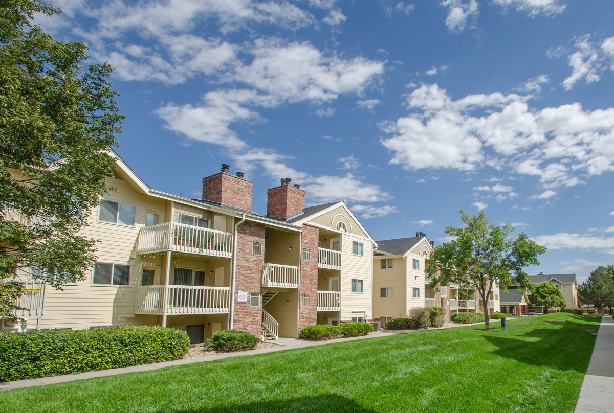 Apartments in Longmont, CO Rock Peak Apartments Home
